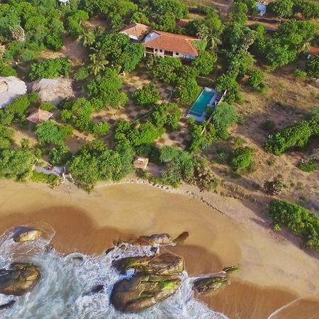 Nikara Luxury Beach House Tissamaharama Exterior foto