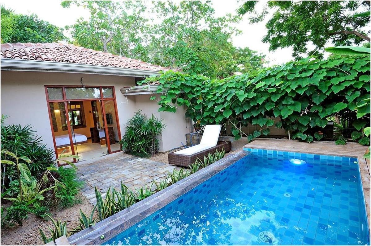 Nikara Luxury Beach House Tissamaharama Exterior foto