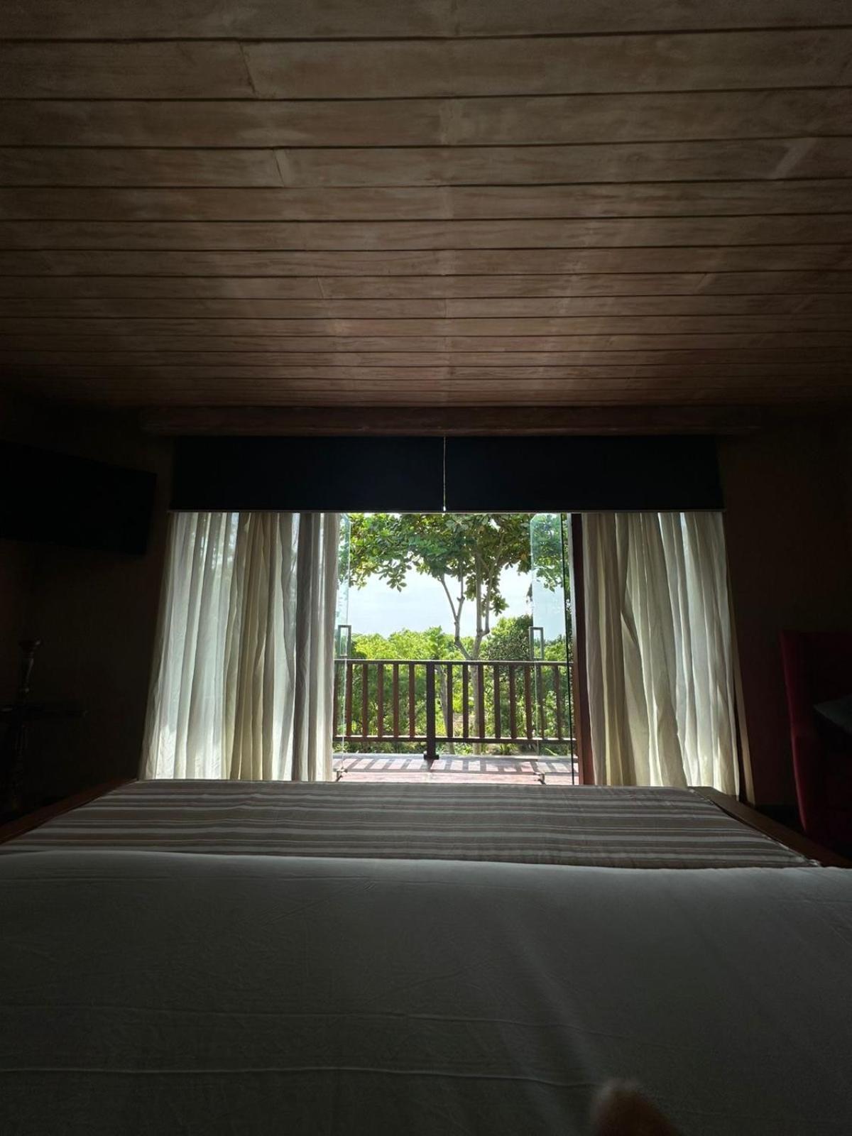 Nikara Luxury Beach House Tissamaharama Exterior foto