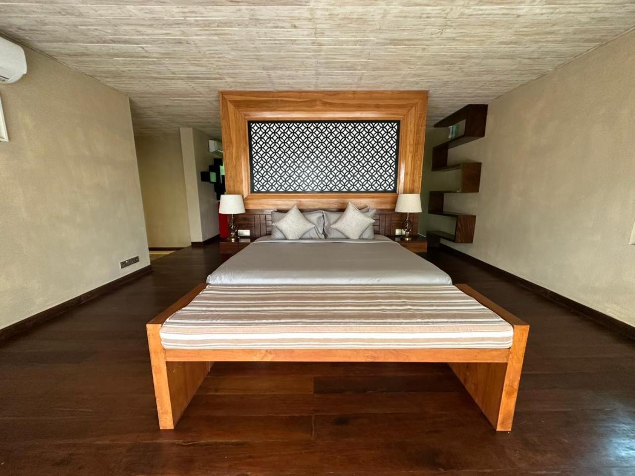 Nikara Luxury Beach House Tissamaharama Exterior foto
