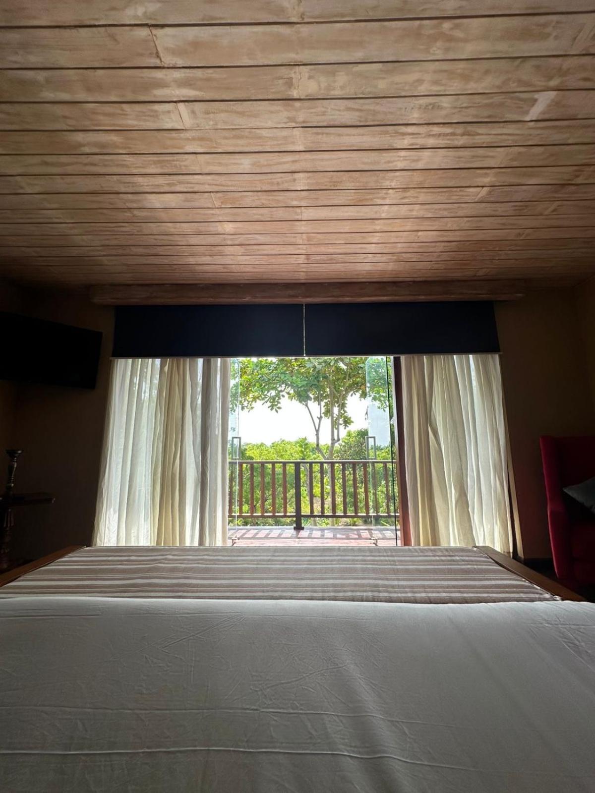 Nikara Luxury Beach House Tissamaharama Exterior foto